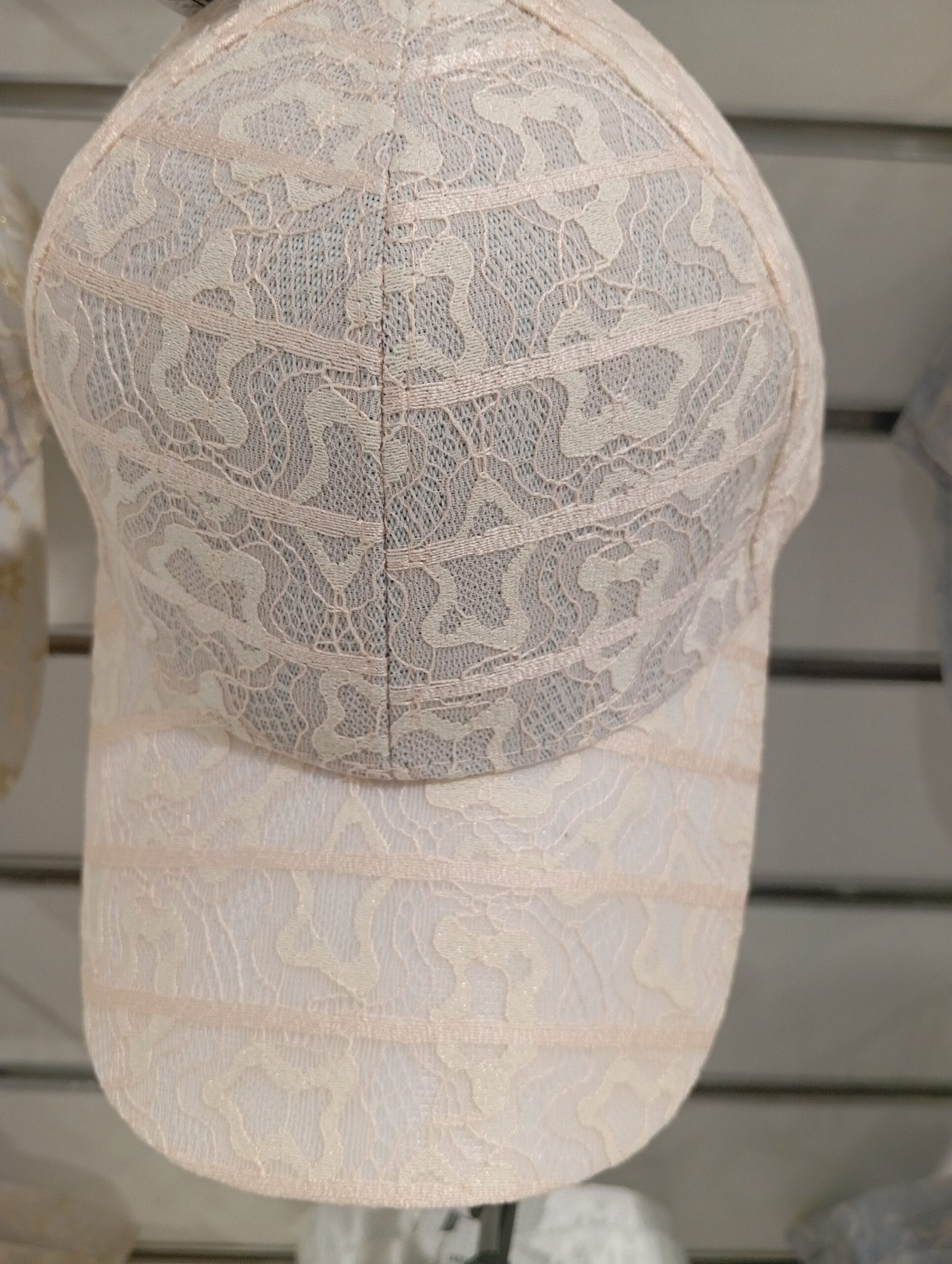 Latest girl’s fashionista cap